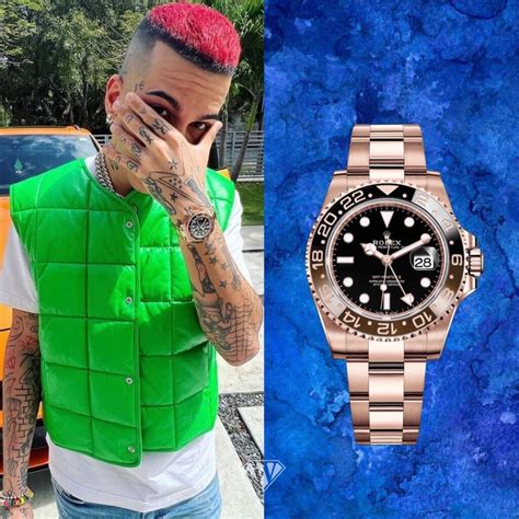 sfera ebbasta avevo due rolex|Sfera Ebbasta e i Rolex al concertone: «Sono un povero .